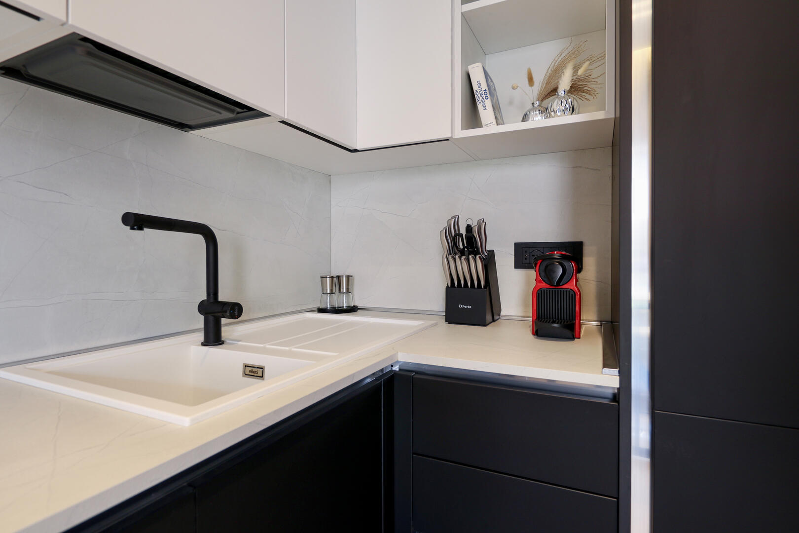 Fully equipped kitchen with all amenities you need
